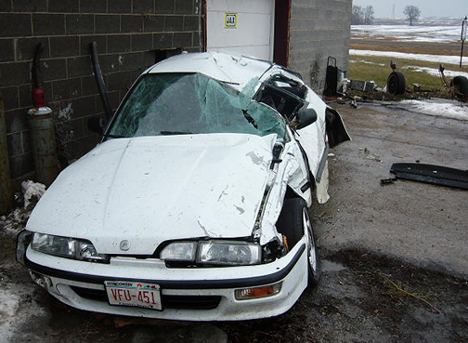 Acura on Acura Integra Bad Accident  Wisconsin Ejected Car Accidents  Acura