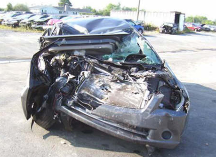 Nissan car crash #10
