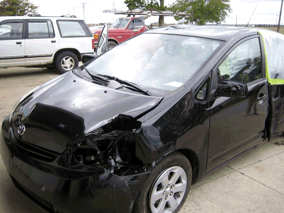 Toyota Prius crash picture
