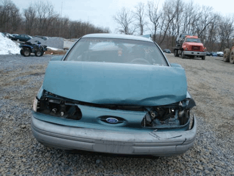 Ford Taurus Smash Both Ends