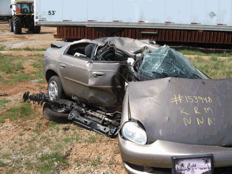 Neon Damaged in Wreck Maine