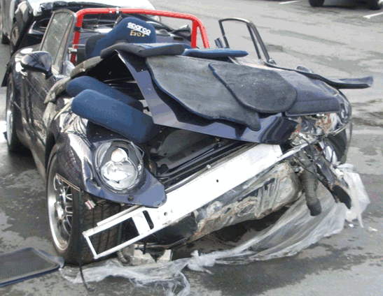 Porsche 911 wreck