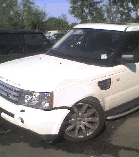 Land Rover Crash