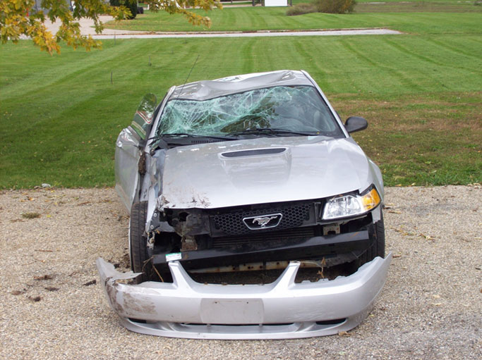 Mustang il crash