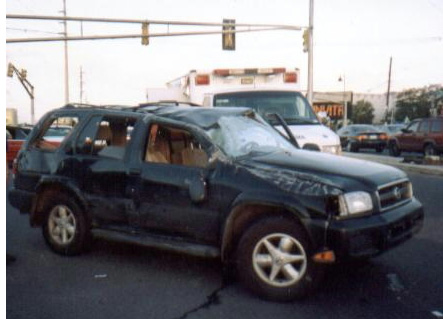 Nissan Pathfinder Crash