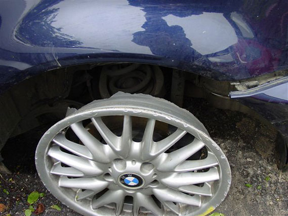 BMW alloy ruined wrecked